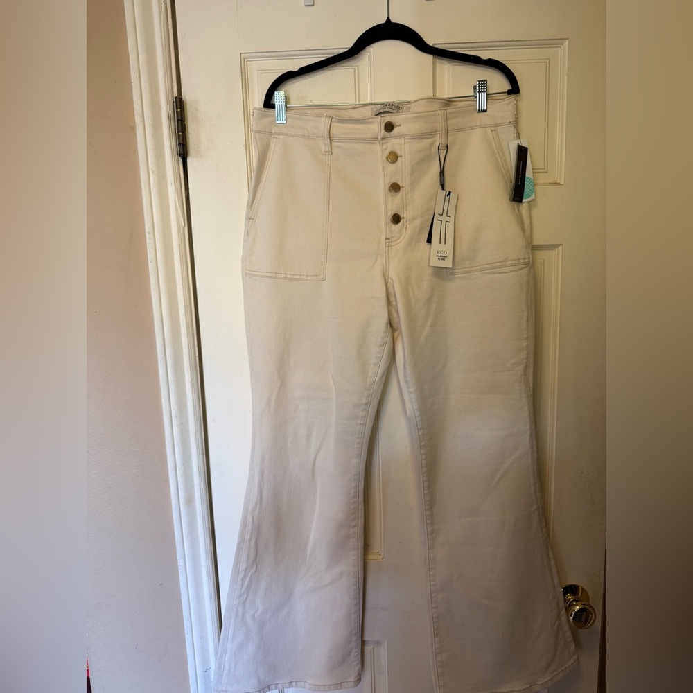 New Liverpool Women's Beige Flare Jeans Size 16 Hannah Utility Flare